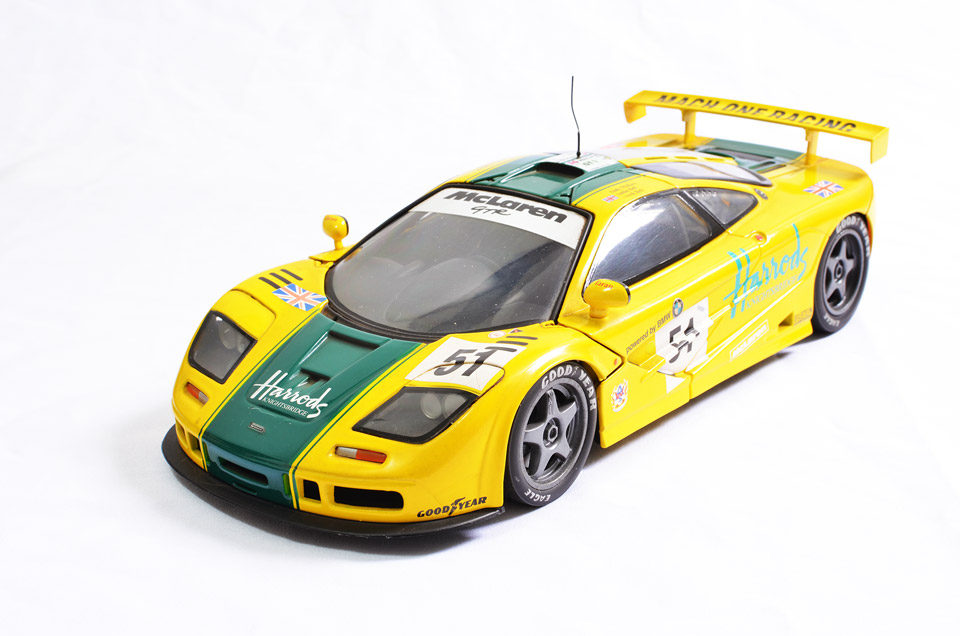 ANDY WALLACE, DEREK BELL, JUSTIN BELL 1995 HARRODS MACH ONE RACING MCLAREN F1 GTR 1:18